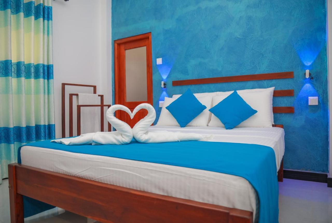 Blue Berry Villa Hikkaduwa Extérieur photo